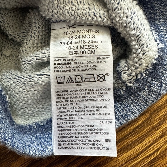 Baby Gap blue hooded romper, size 18-24M - Picture 6 of 6